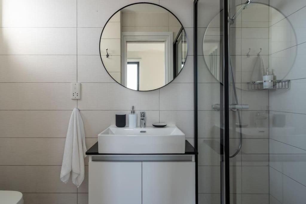 Thalassa 2-Bedroom Apartment In Larnaca Dış mekan fotoğraf