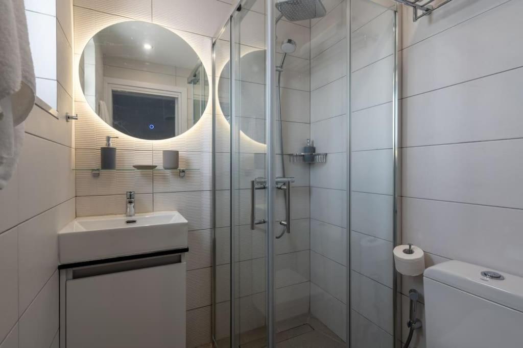 Thalassa 2-Bedroom Apartment In Larnaca Dış mekan fotoğraf